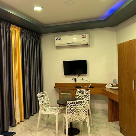 G Hotel Kottakuppam Exterior foto